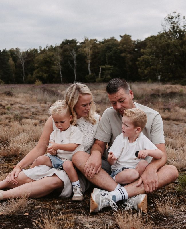 Gezinsshoot in de natuur in omgeving Eindhoven