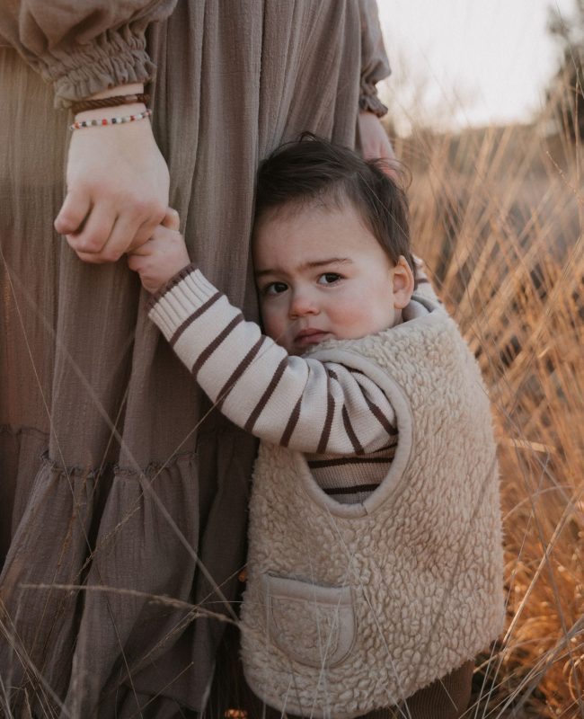 Gezinsshoot tijdens golden hour