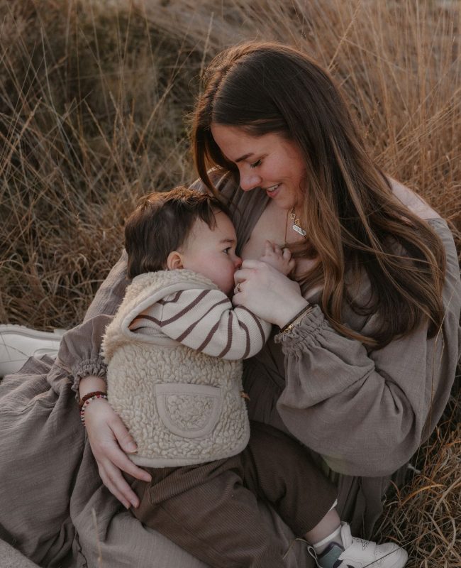 Gezinsshoot tijdens golden hour